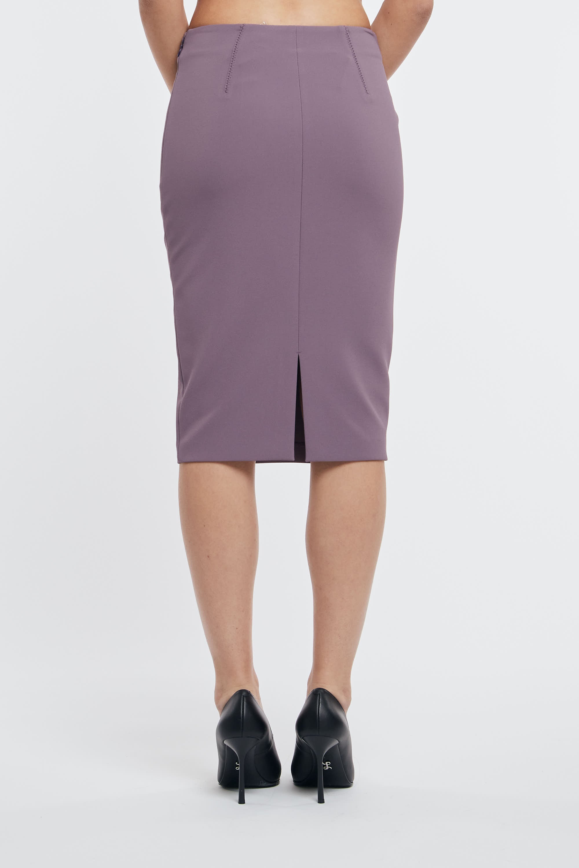 File:Purple Cardigan, Black Pencil Skirt, Checkered Top, and Silver Heels  (17632734246).jpg - Wikipedia